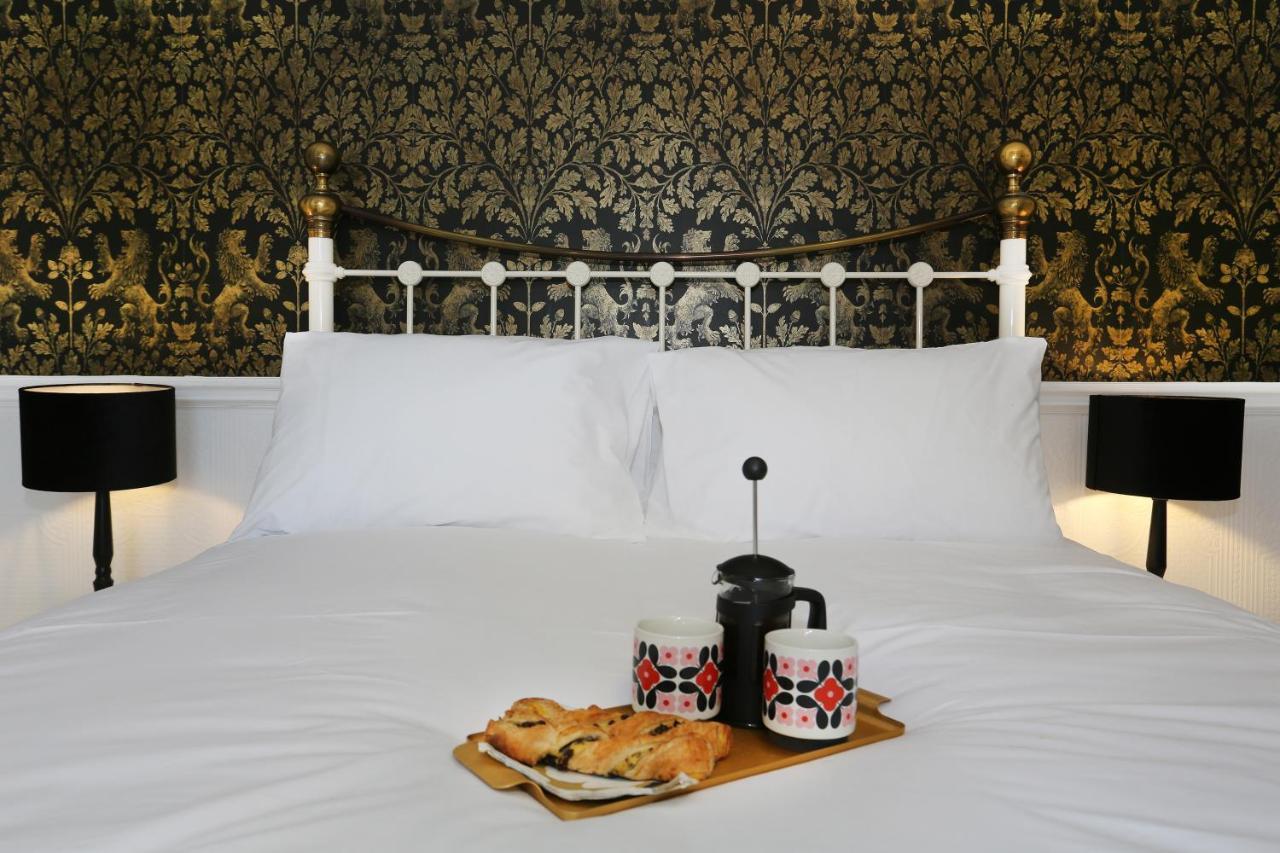Bed and breakfast The Bishop And The Bison 4*