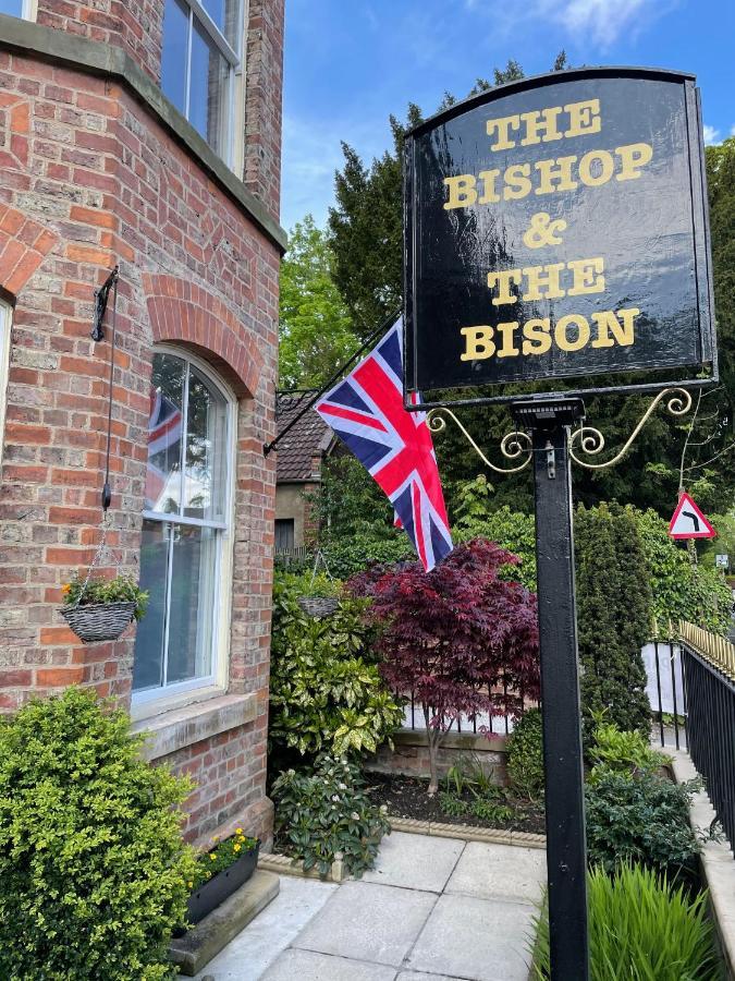 The Bishop And The Bison 4*